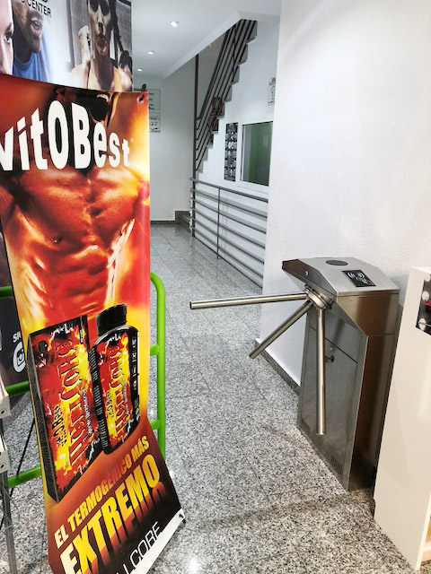 Torno para control de acceso en gimnasio de Elda - Alicante