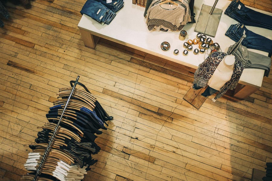 fidelizacion-clientes-centro-comercial-tienda-de-ropa